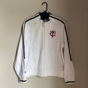 Minnesota Twins — authentic collection zip-up, size L.